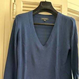 Banana Republic Women's Deep Blue V-Neck Sweater